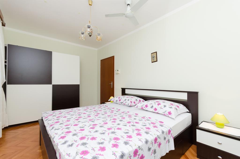 Apartment Neda 푸나트 외부 사진